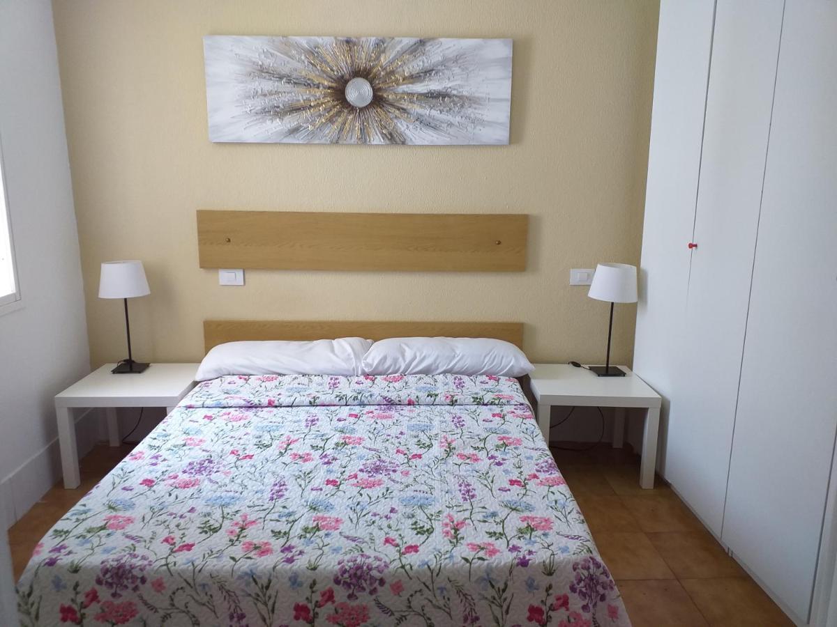 Picasso Apartamento Vecindario  Exteriör bild