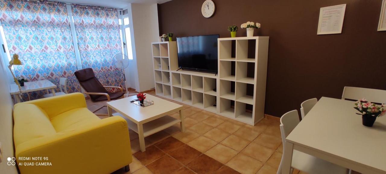 Picasso Apartamento Vecindario  Exteriör bild
